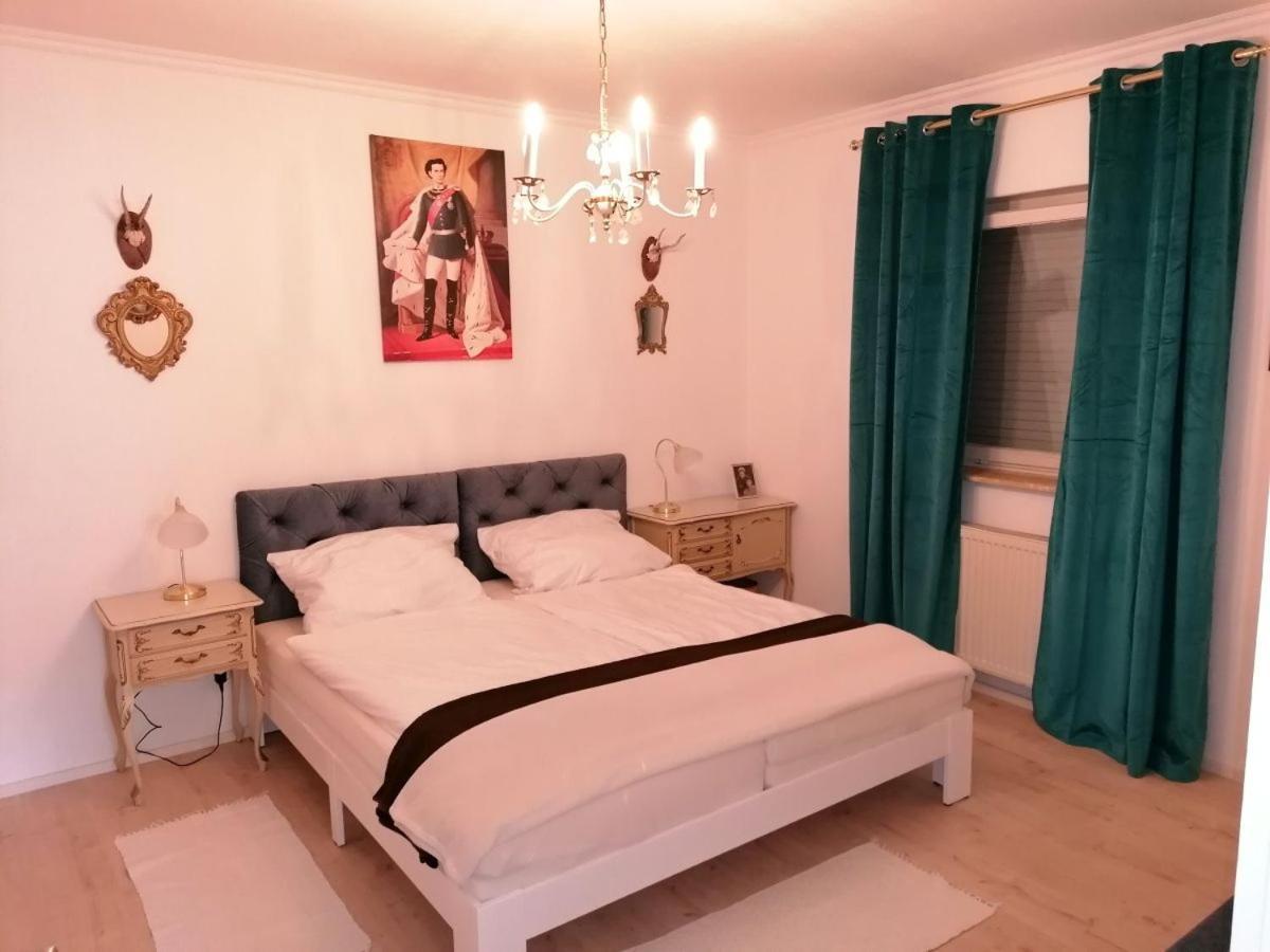 Ferienwohnung Helli Тайзендорф Екстериор снимка